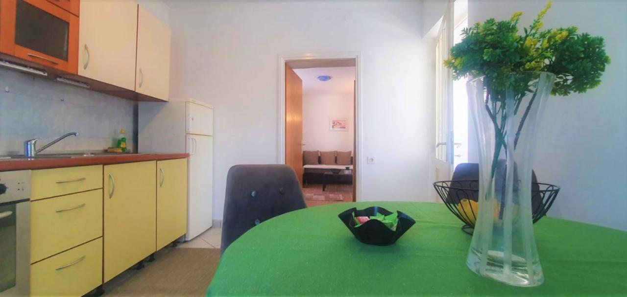 Apartment Fain - Private Parking 扎达尔 外观 照片